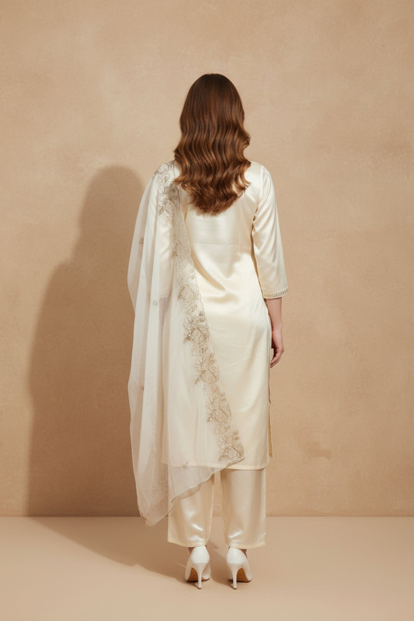 Off white silk kurta set (3-piece)